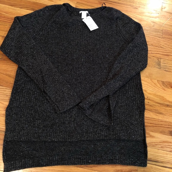 H&M Sweaters - NWT H&M Sweater Large